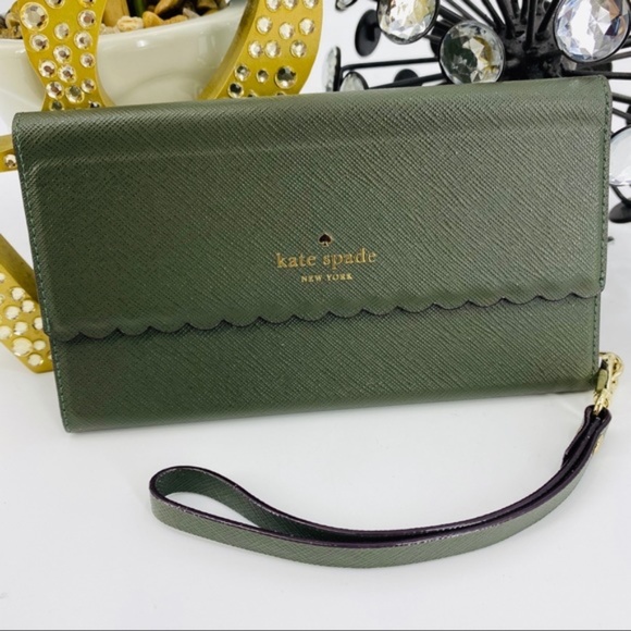 Kate Spade Folio iPhone 8 Plus Wallet Case - Picture 2 of 7